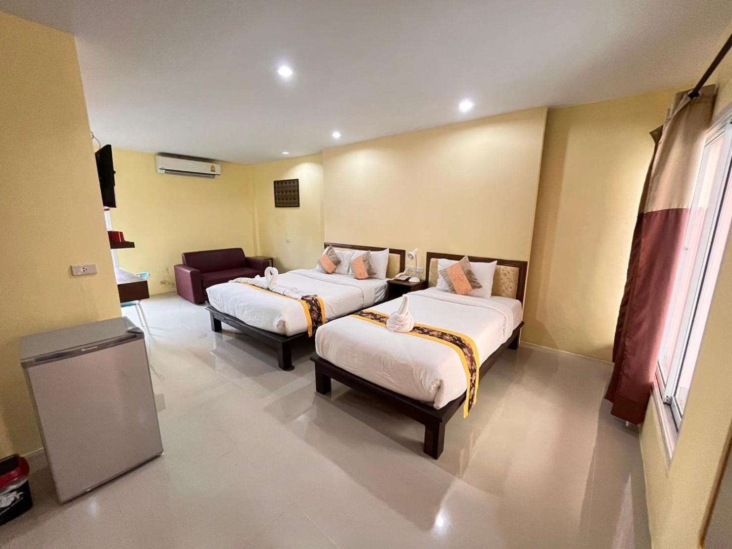 Hotel Chom By The Sea Ao Nam Mao Esterno foto